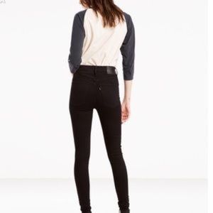 Levi’s Mike High Skinny Black Jeans